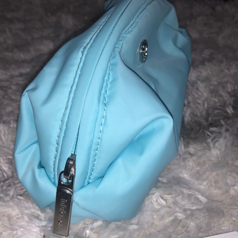 lululemon athletica Light Blue Mini Pouch - Picture 4 of 8